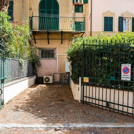Casa Nel Borgo, 20 Metri Dal Mare Apartment Albisola Superiore Exterior photo