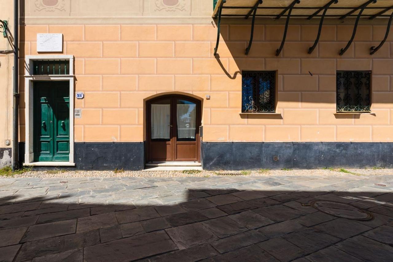 Casa Nel Borgo, 20 Metri Dal Mare Apartment Albisola Superiore Exterior photo