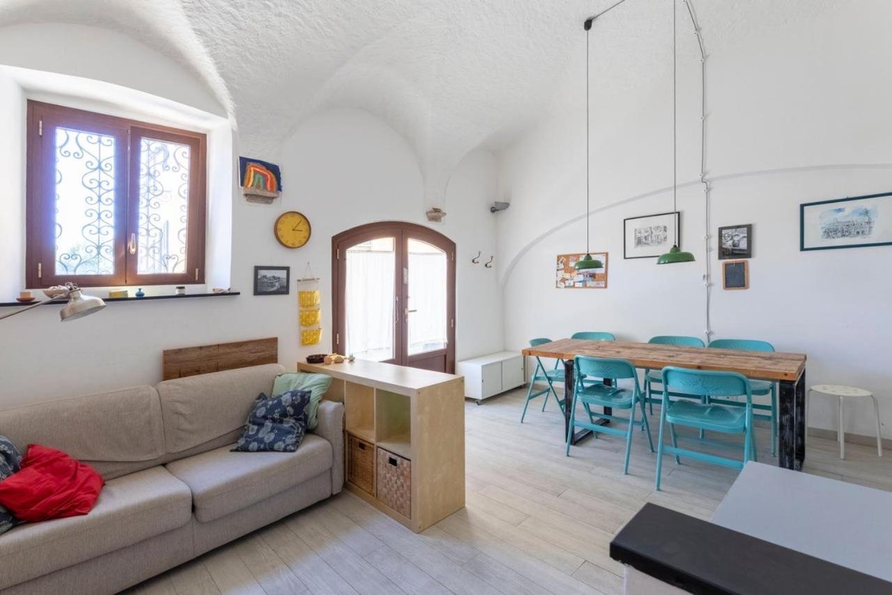 Casa Nel Borgo, 20 Metri Dal Mare Apartment Albisola Superiore Exterior photo